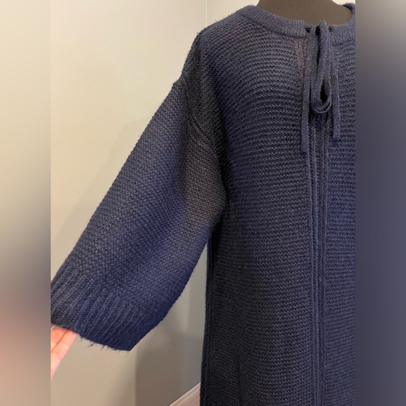 NWT J.Crew Relaxed tie-neck sweater-dress in Navy - Picture 2 of 15